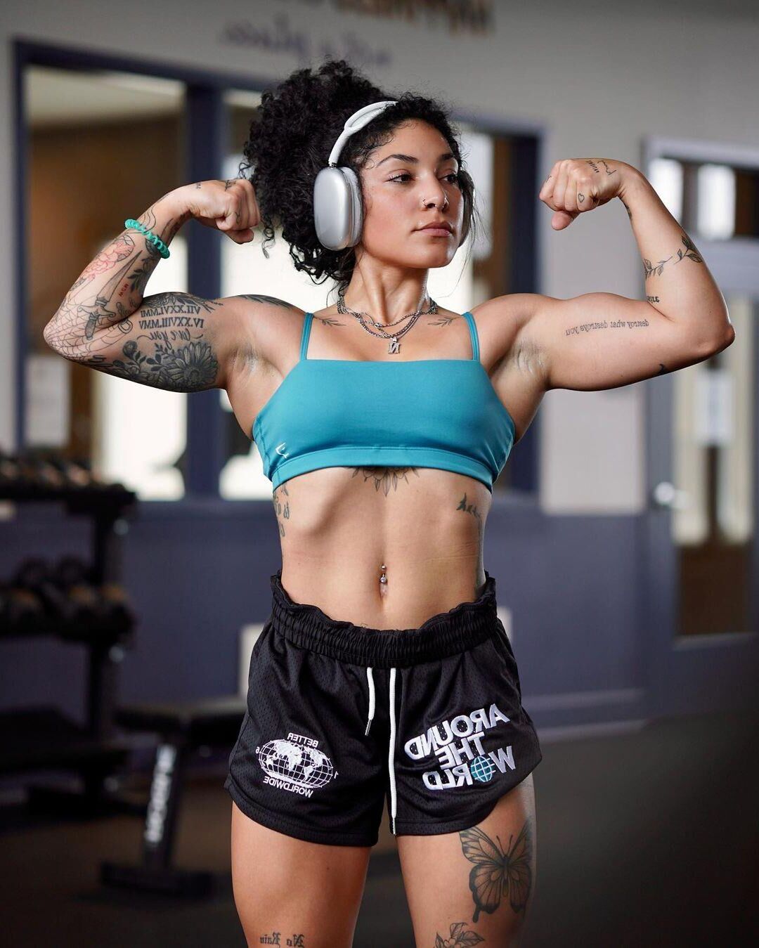 Random Muscle Girls 