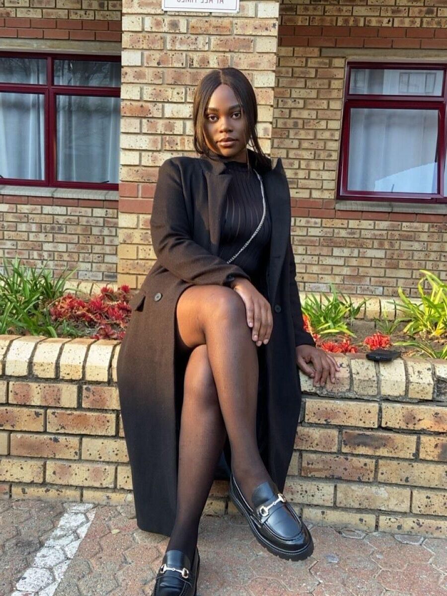 Ebony Pantyhose Beauties 