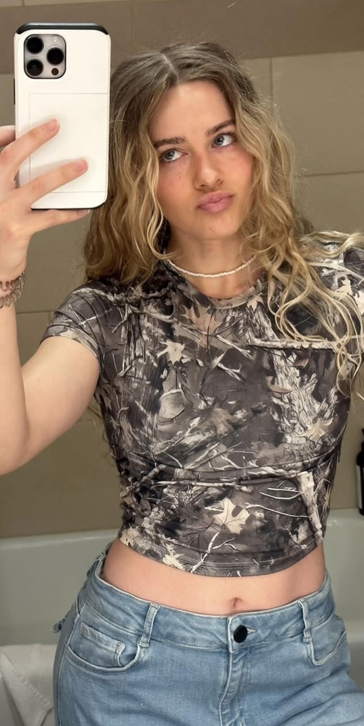 Sexy babe