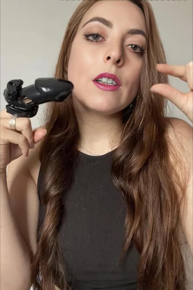 Dominant Bitches I'd Love to be Humiliated by