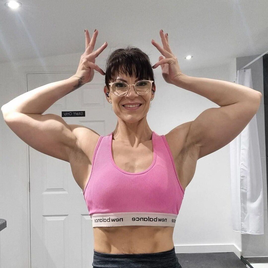 Random Muscle Girls 