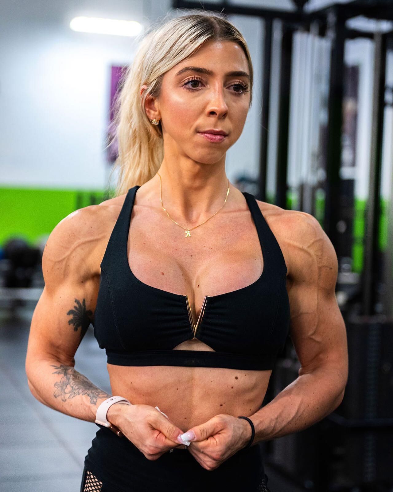 Random Muscle Girls 