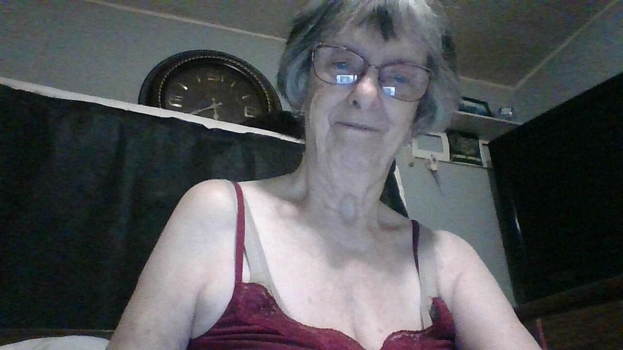 granny paradise 
