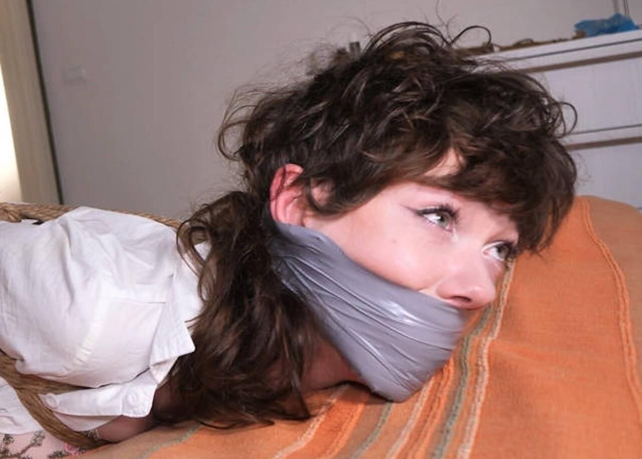 Gagged faces 