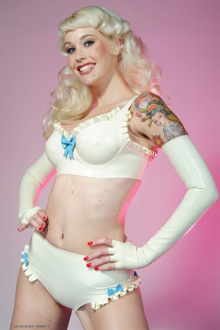 Blondes in latex
