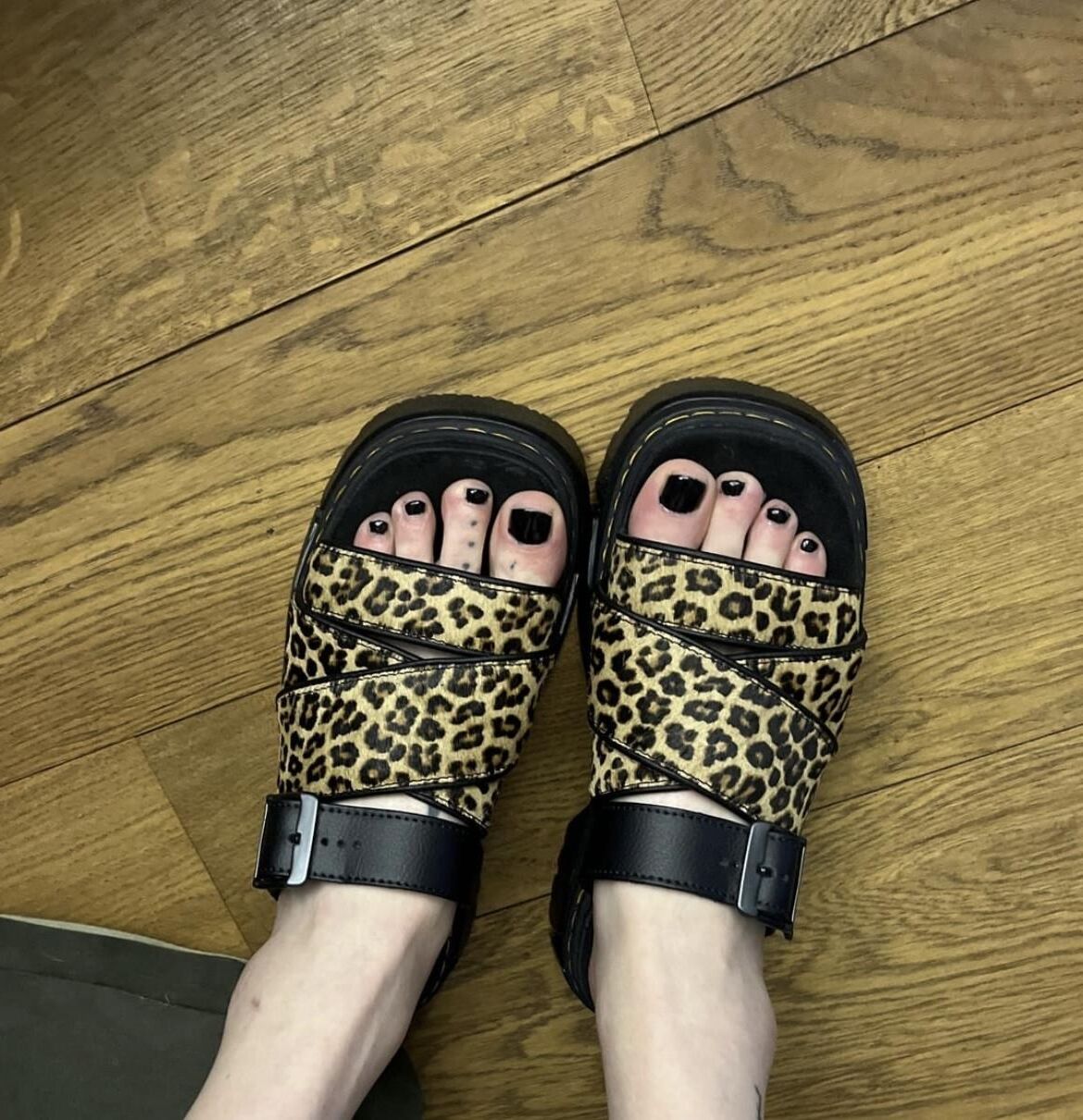 Sandals From around the internet