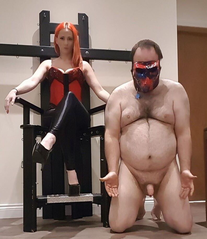 Strict Femdom Ladies 