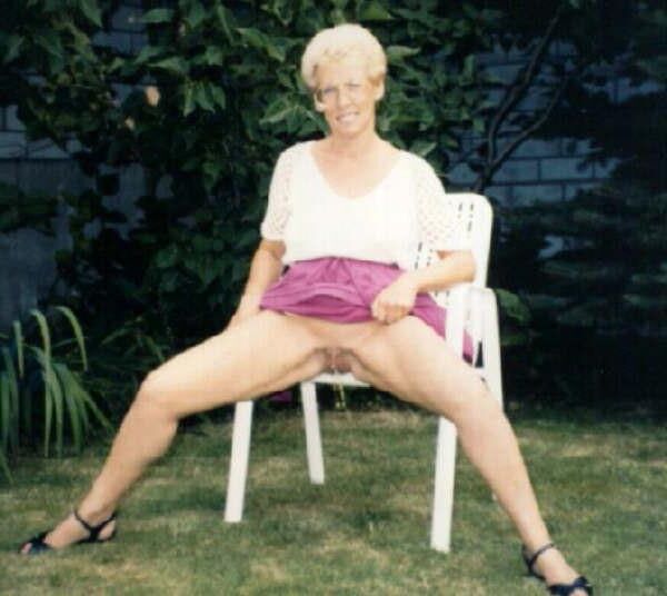 PEE TIME