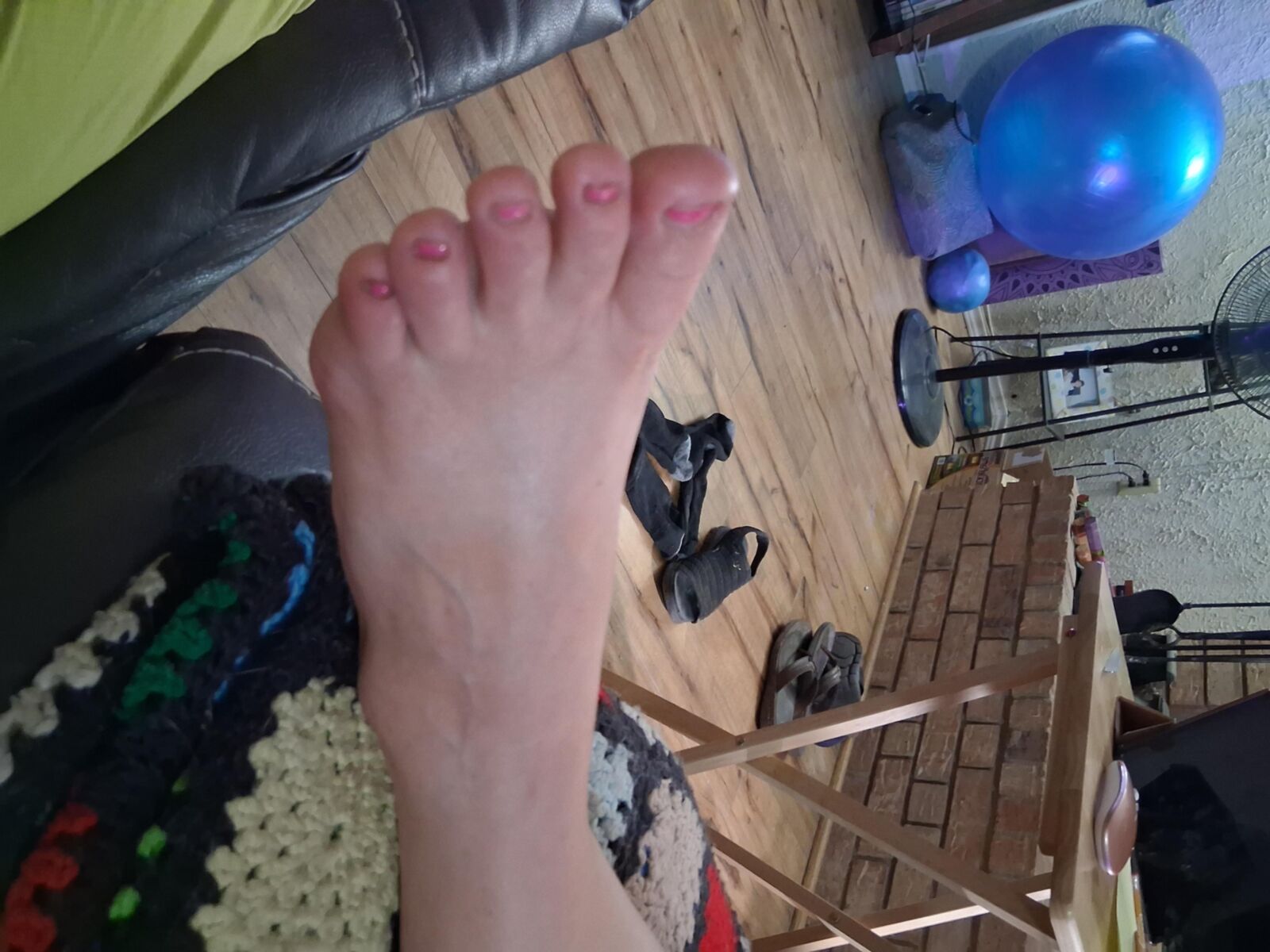 Day Day's Dirty, Smelly, and Sweaty FEET.