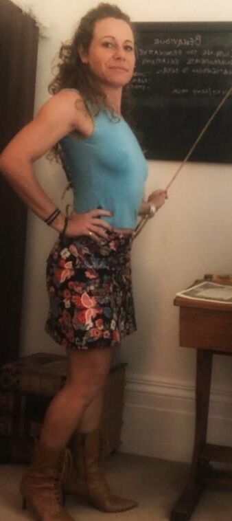 Random dommes and subs