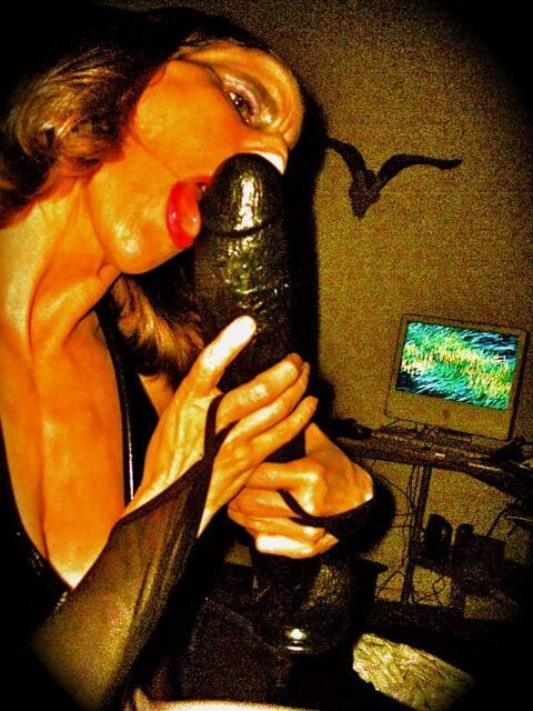 Massive Dildo