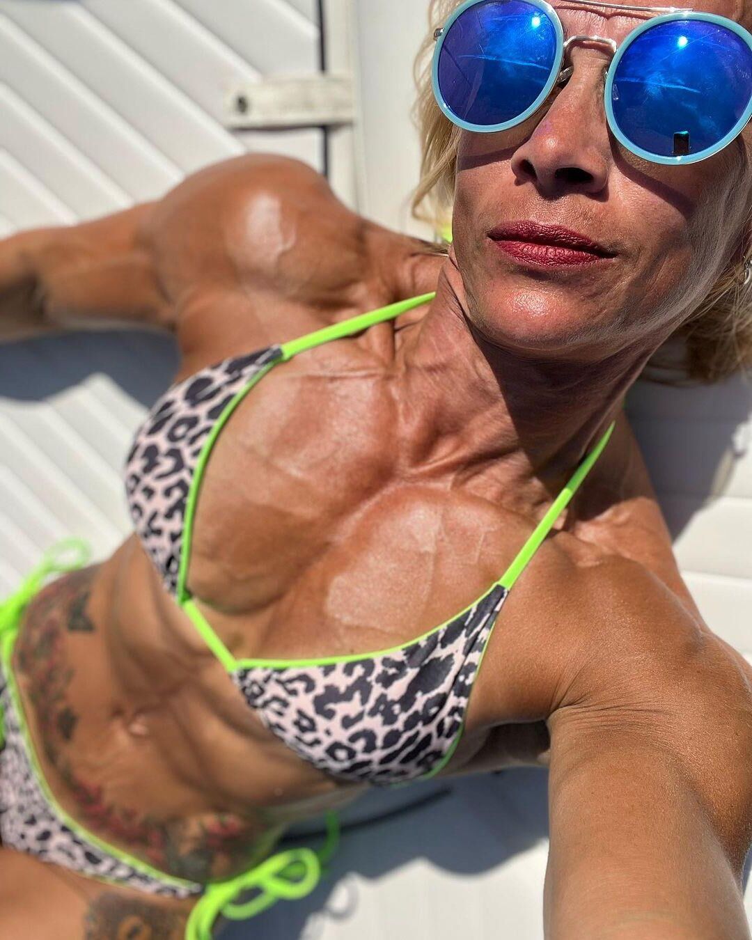Adriana R.F.