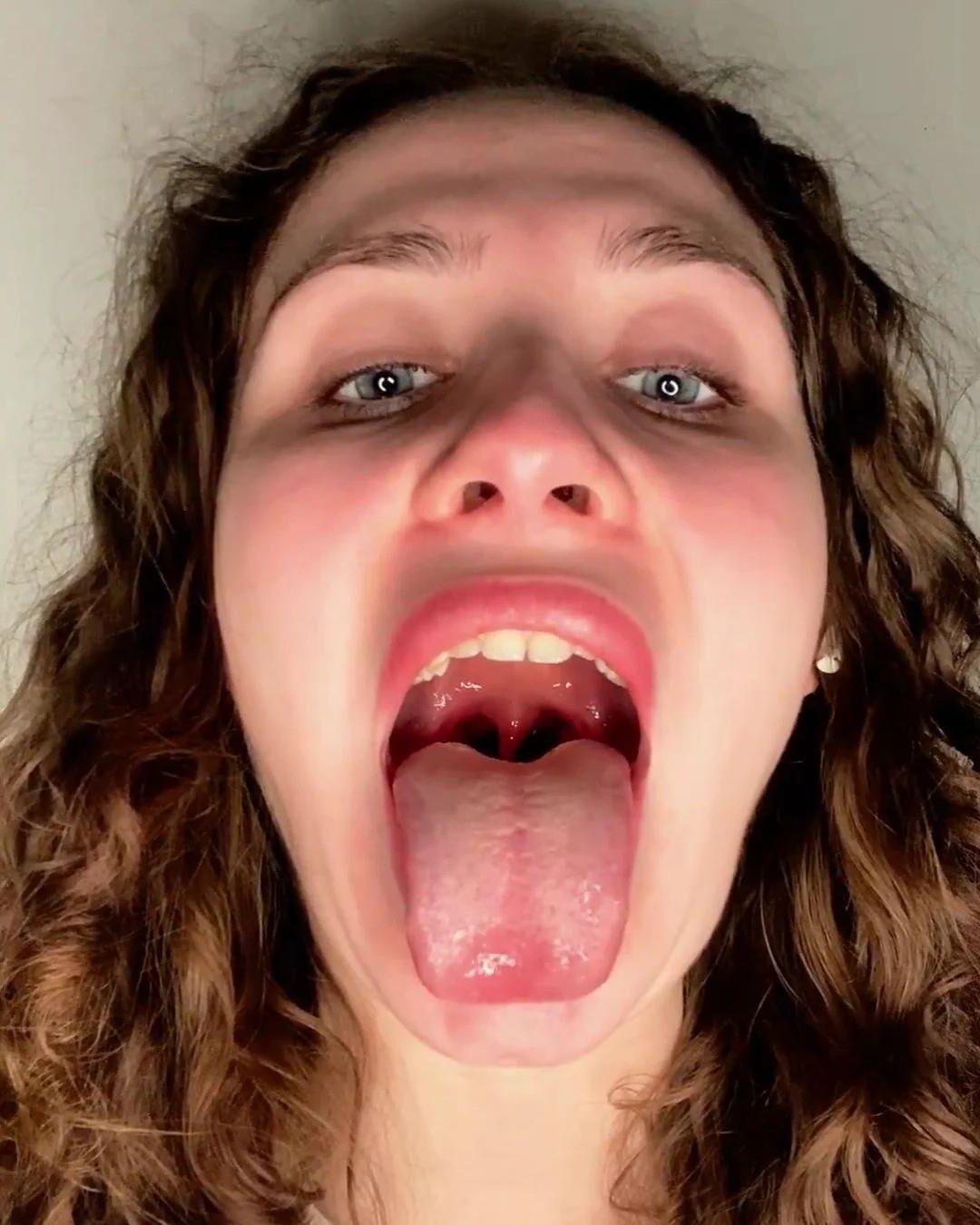 Tongues and tonsils 