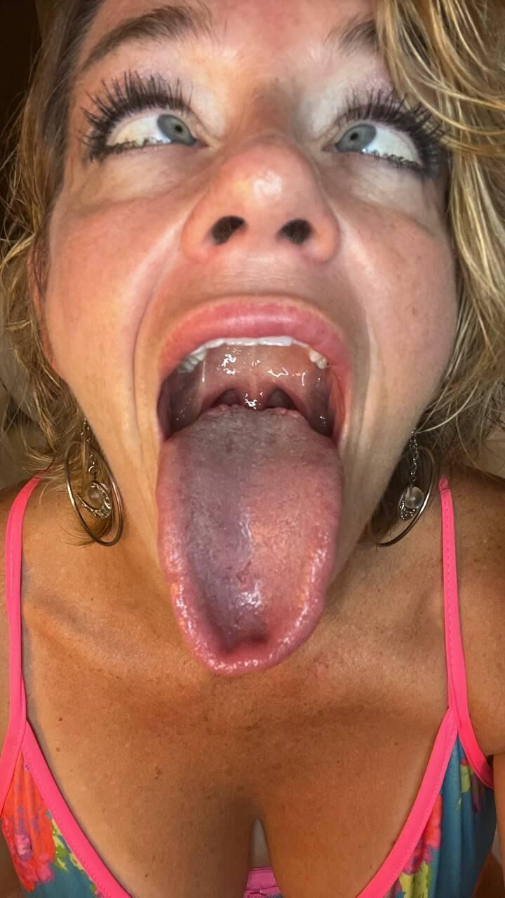 Tongues and tonsils 