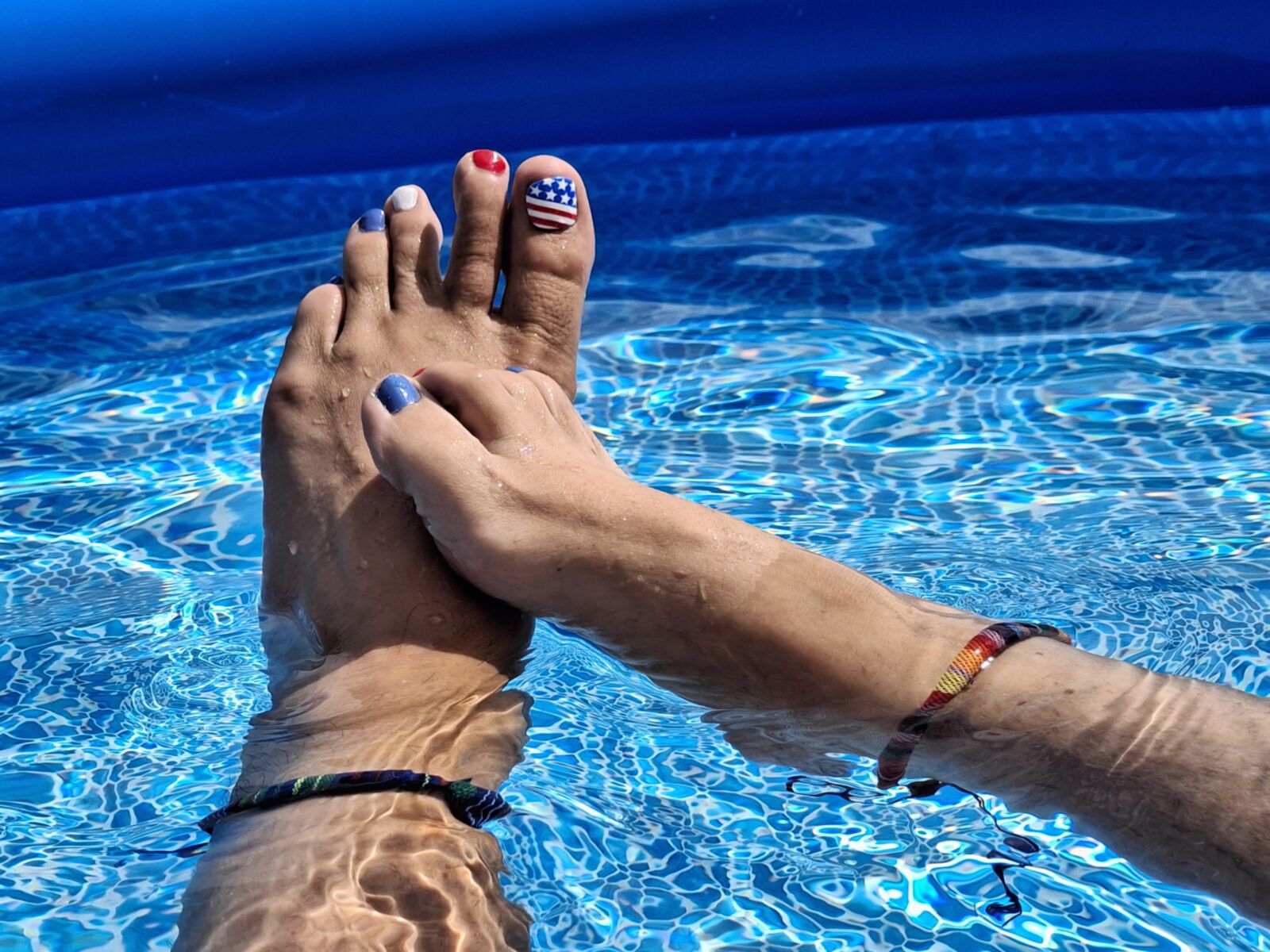 Nossos pés estão prontos para o feriado!