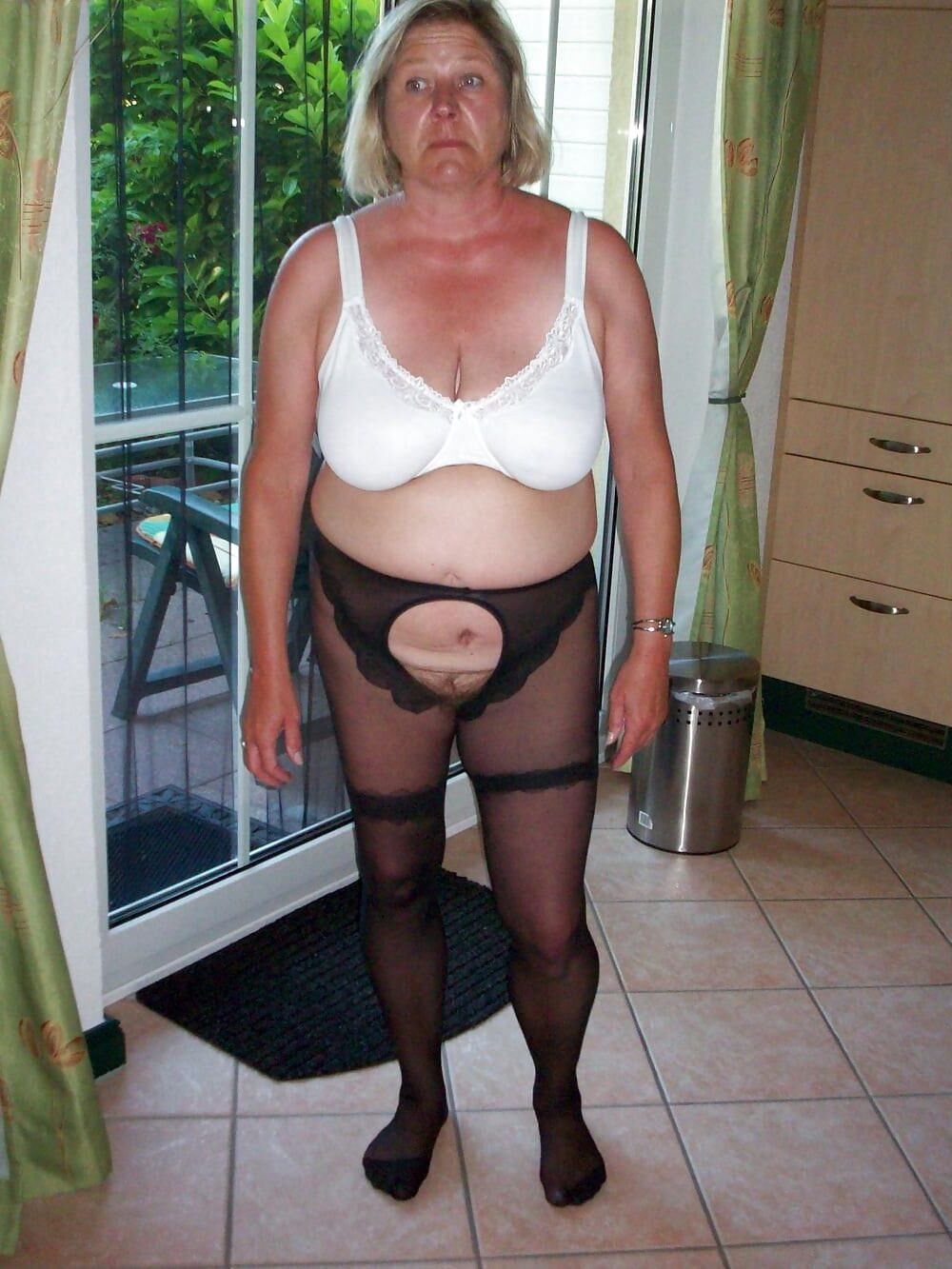 Reife und Strumpfhose