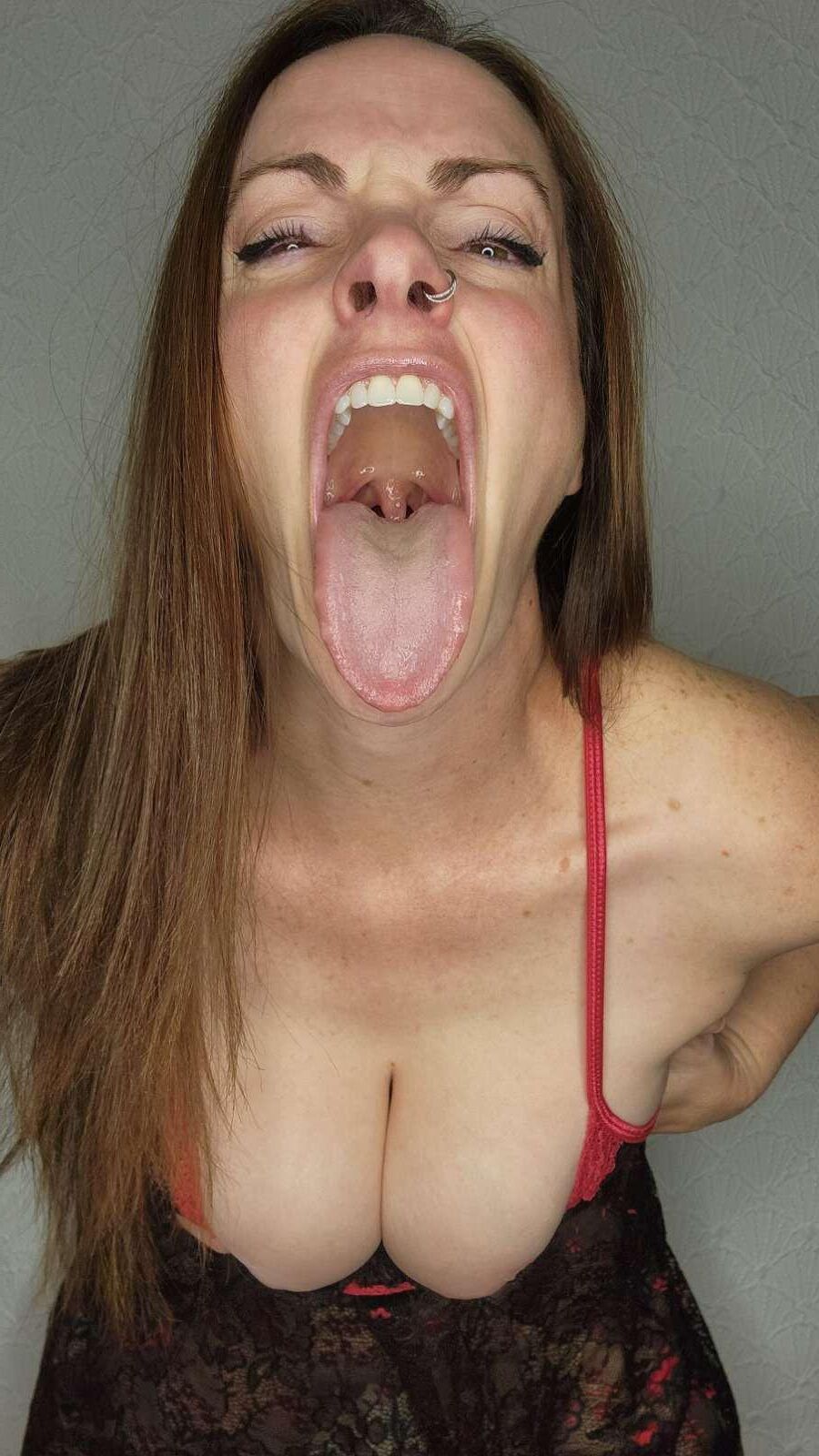 Tongues and tonsils 