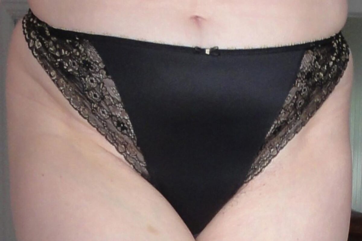 STRINGS ET CULOTTES