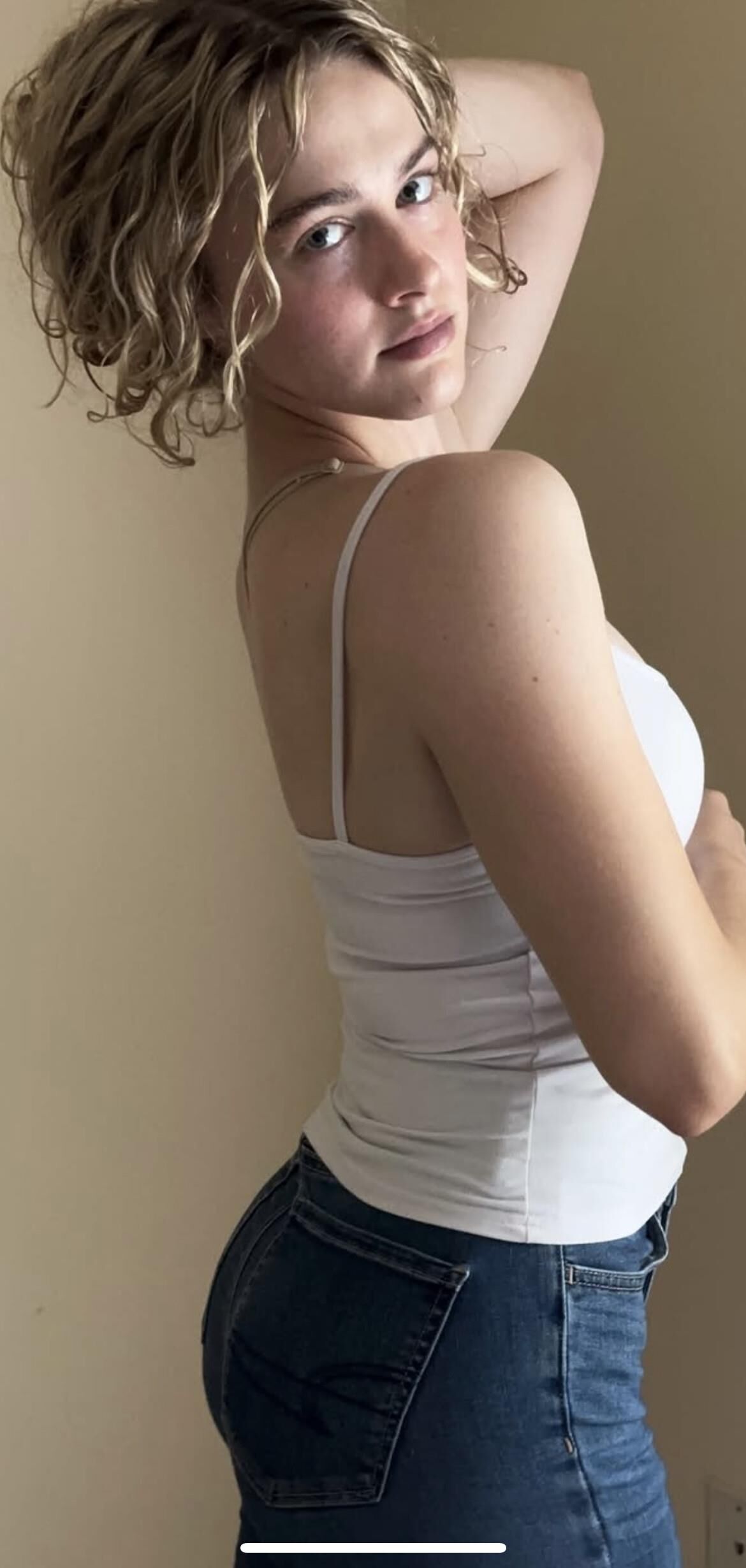 Sexy babe