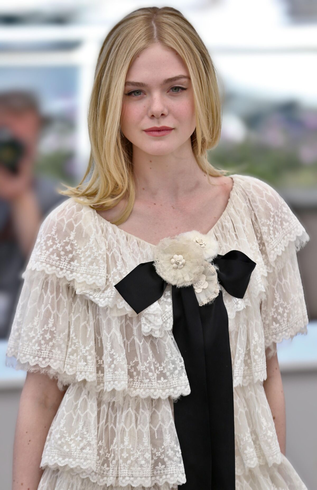 Celeb élégant teen salope Elle Fanning, élégant sperme et pisse put