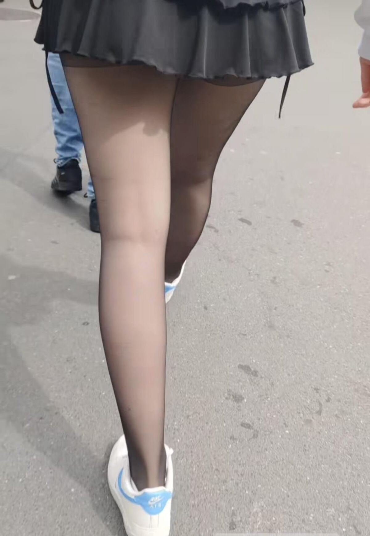 率直なタイツ