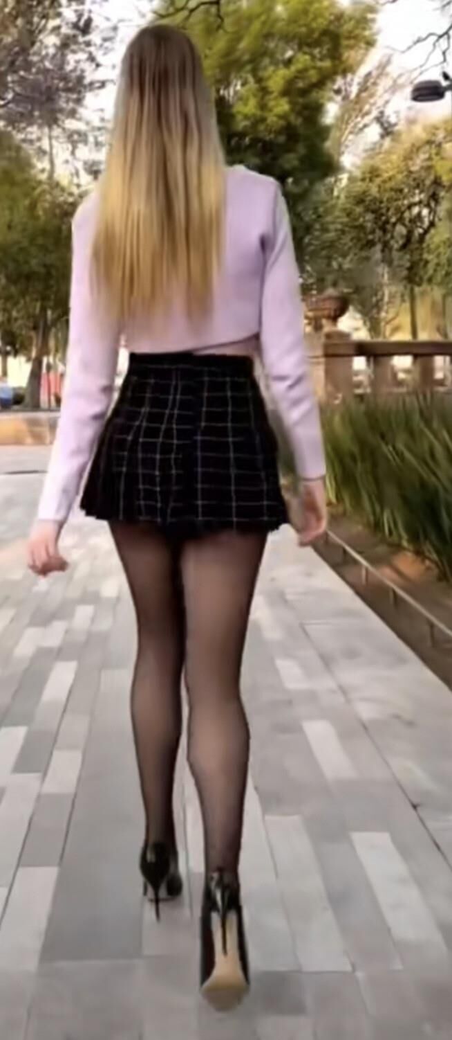 ミニスカート