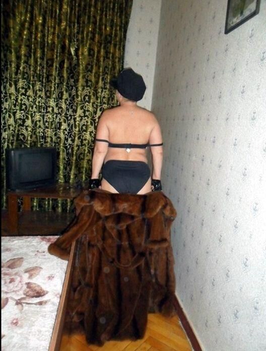 毛皮の女性