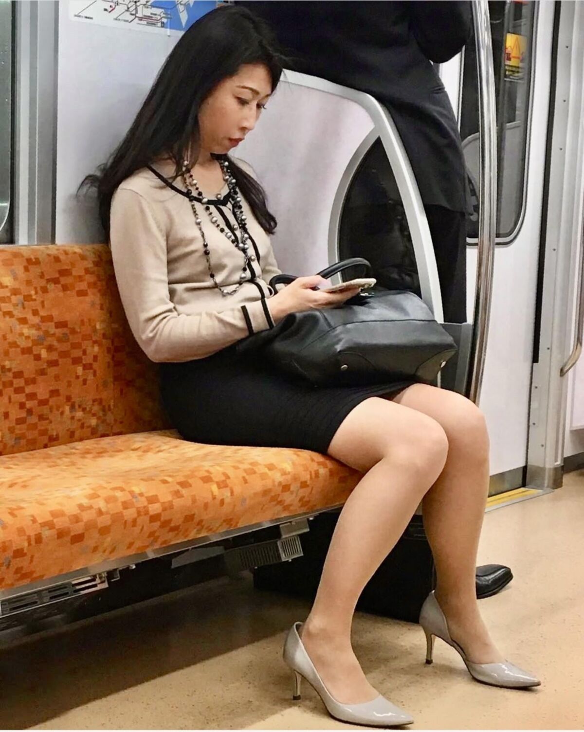 率直なタイツ