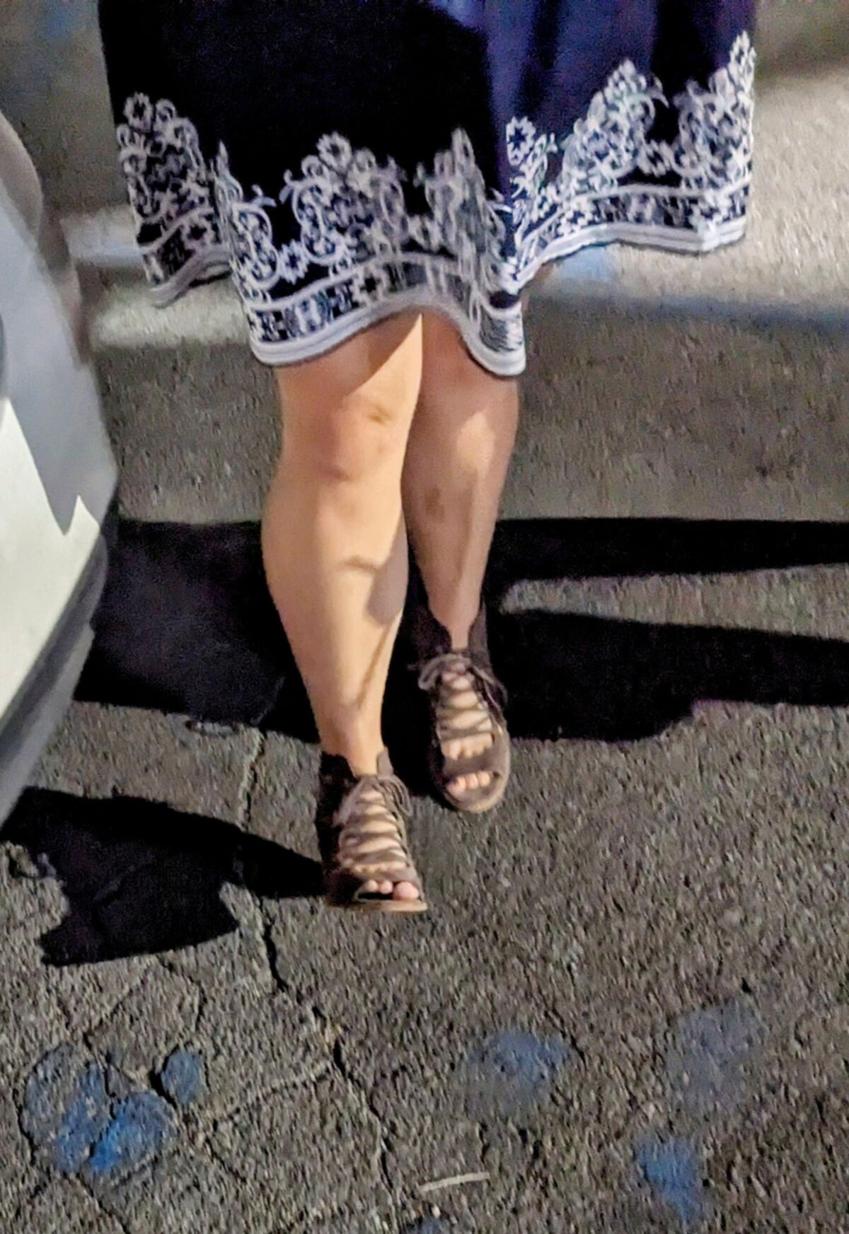 あなたのNLコメントのために彼女の新しいかかとの妻