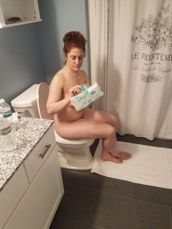 次回はトイレで私は喜んであなたの小便を飲みます
