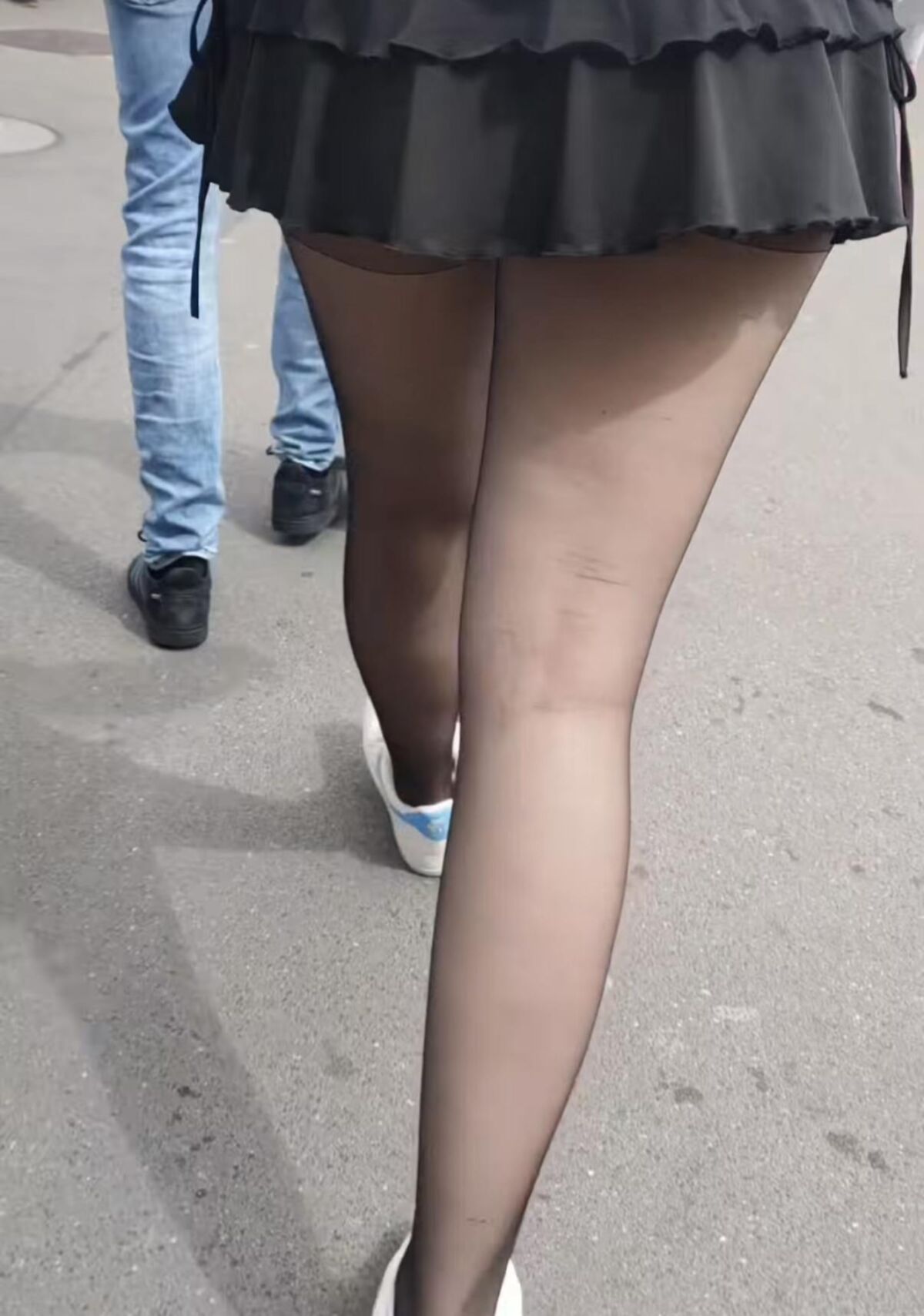 率直なタイツ