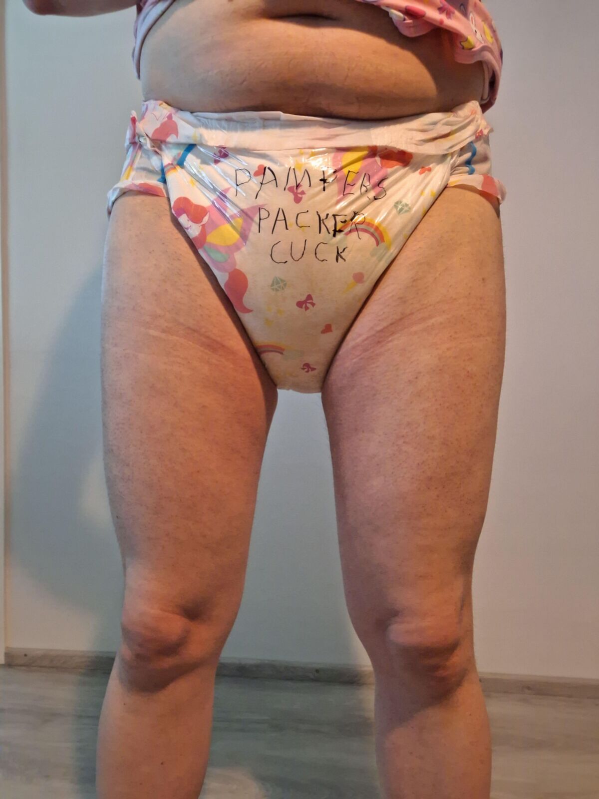 このおむつの弱者の目的地は、パンパーと貞操です
