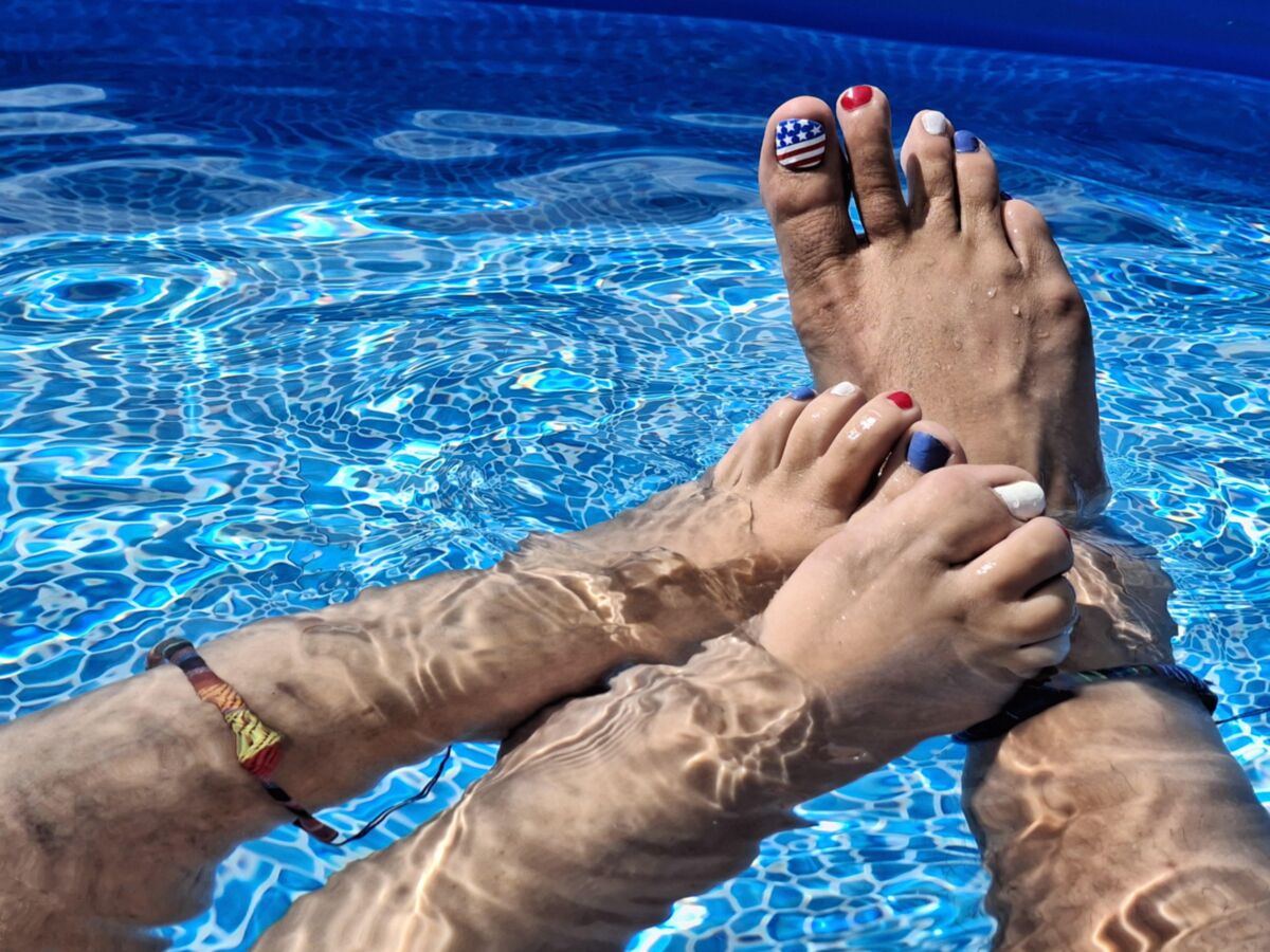 Unsere Füße sind bereit für den Urlaub!
