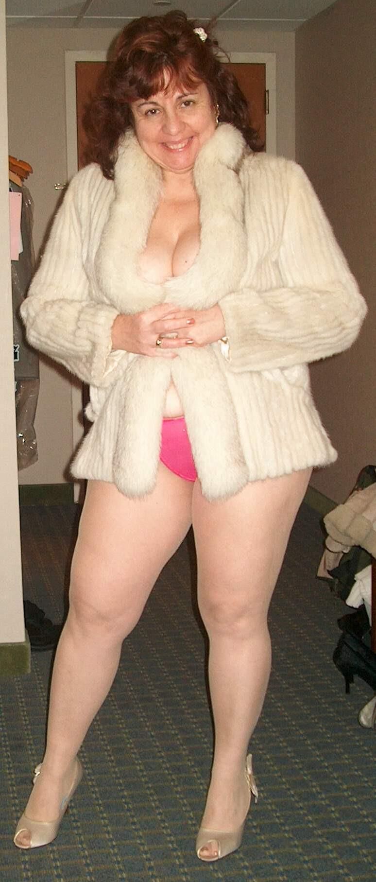毛皮の女性