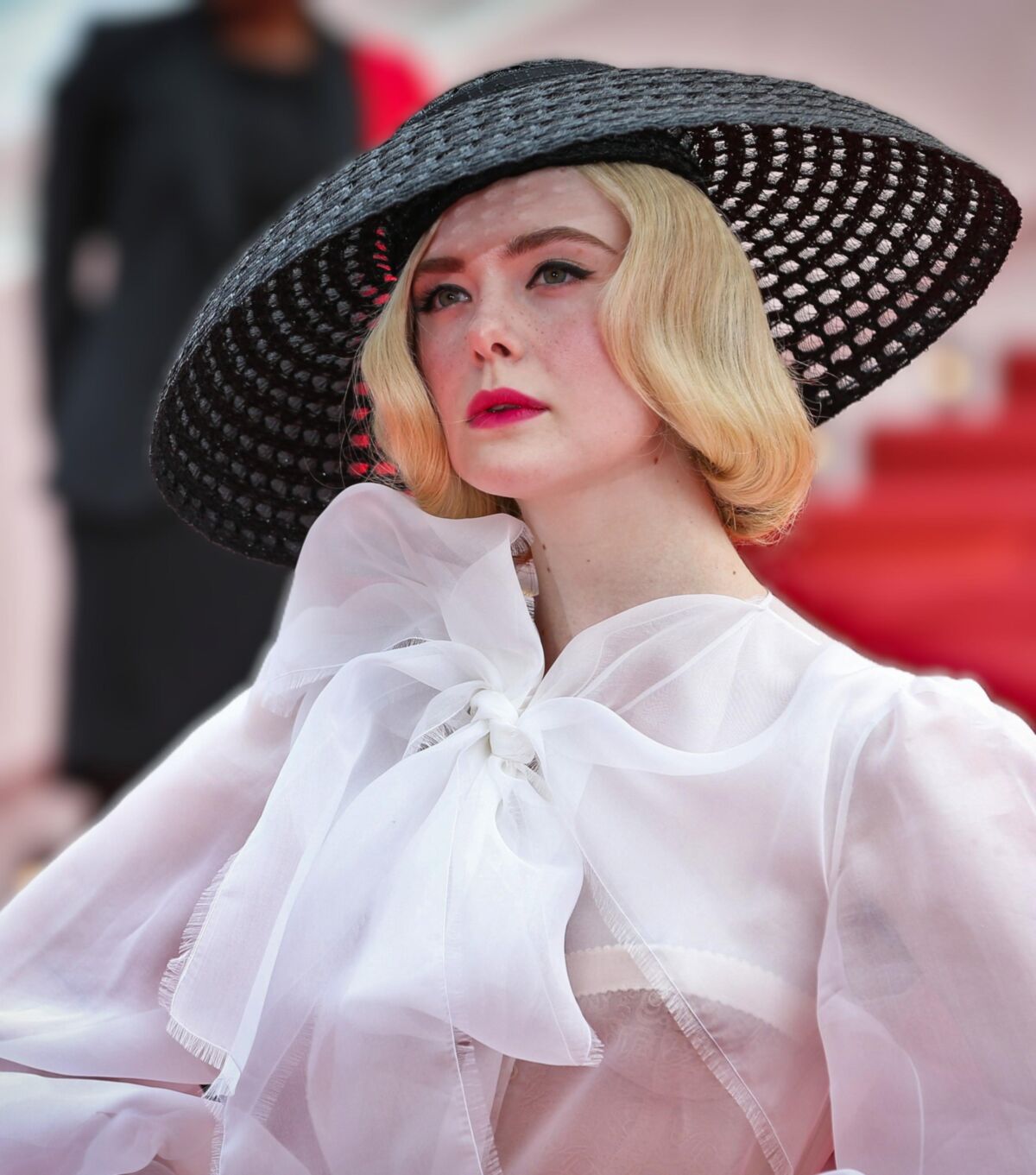 Celeb élégant teen salope Elle Fanning, élégant sperme et pisse put