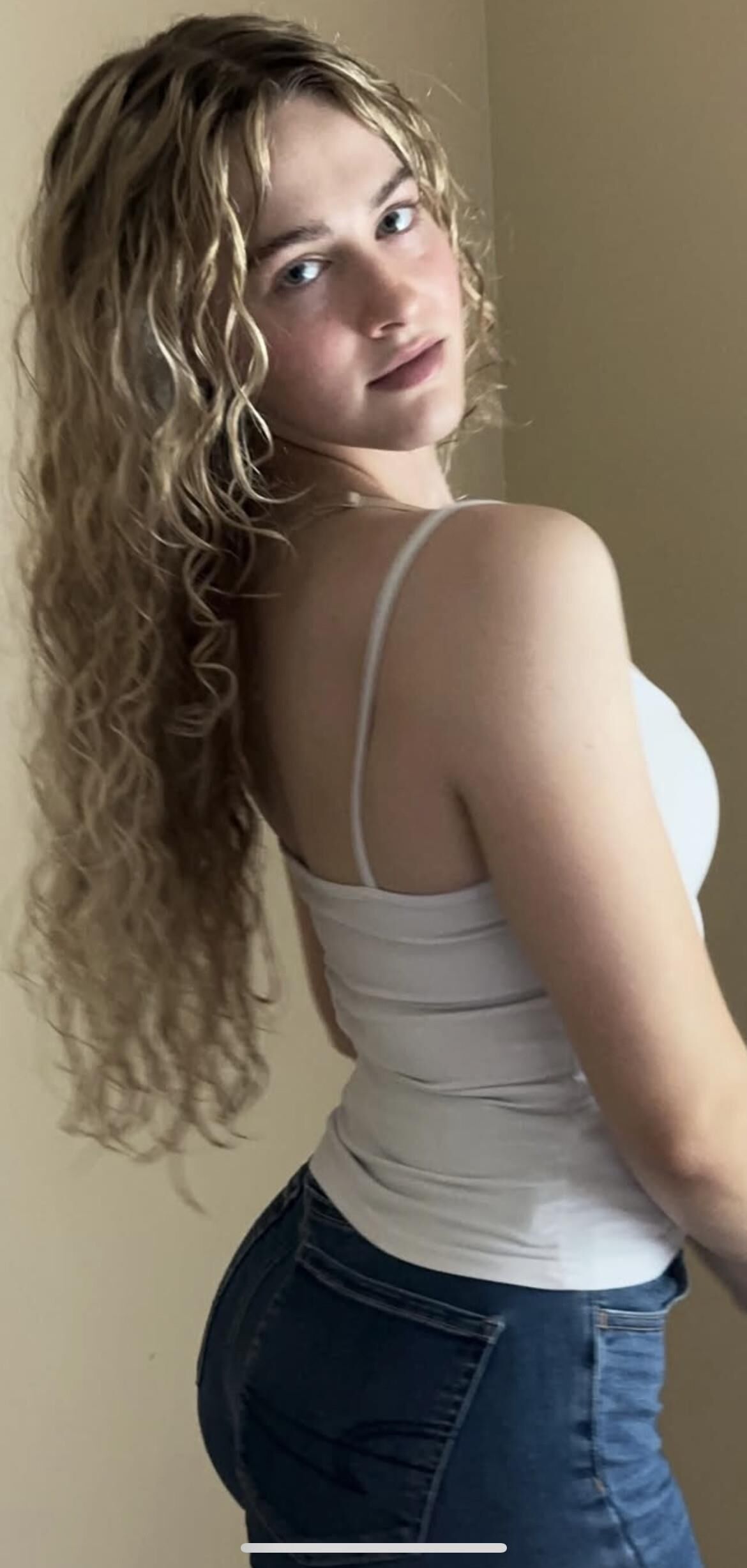 Sexy babe