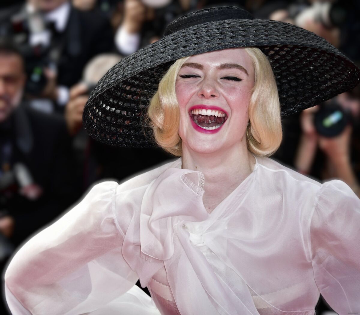 Celeb élégant teen salope Elle Fanning, élégant sperme et pisse put