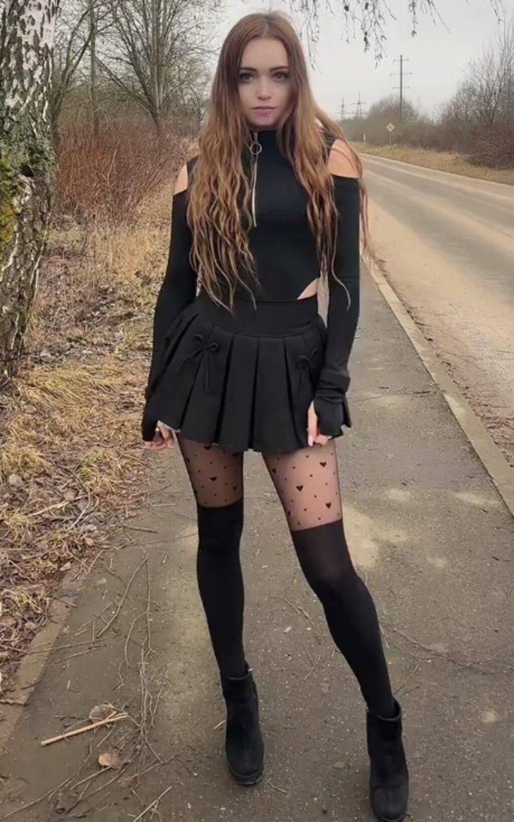 Sexy dresses and outfits 