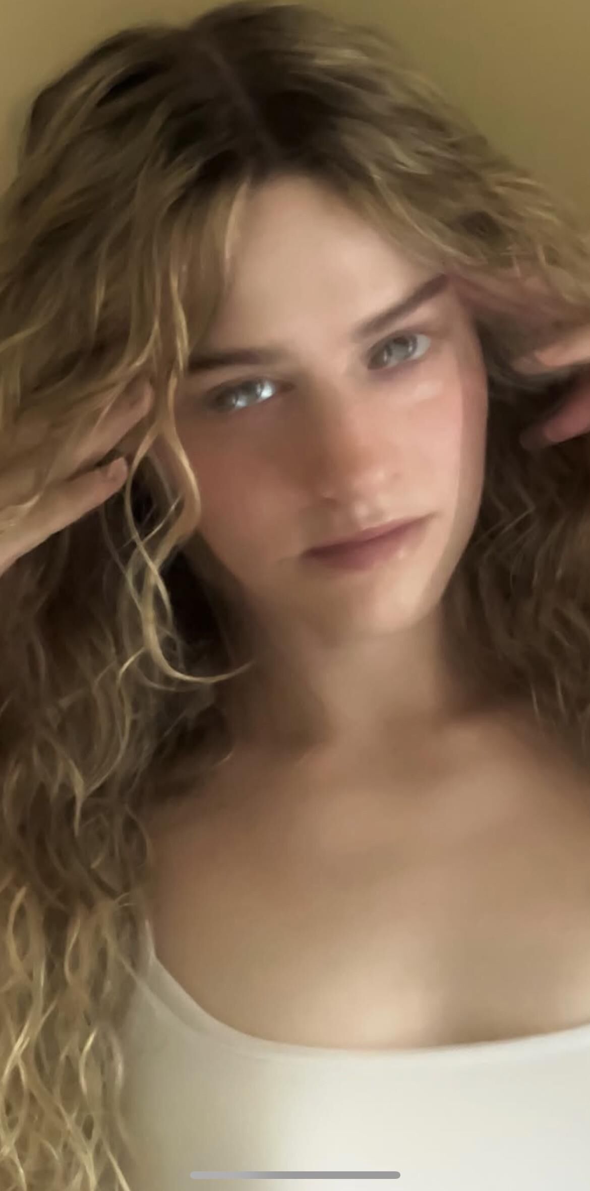 Sexy babe