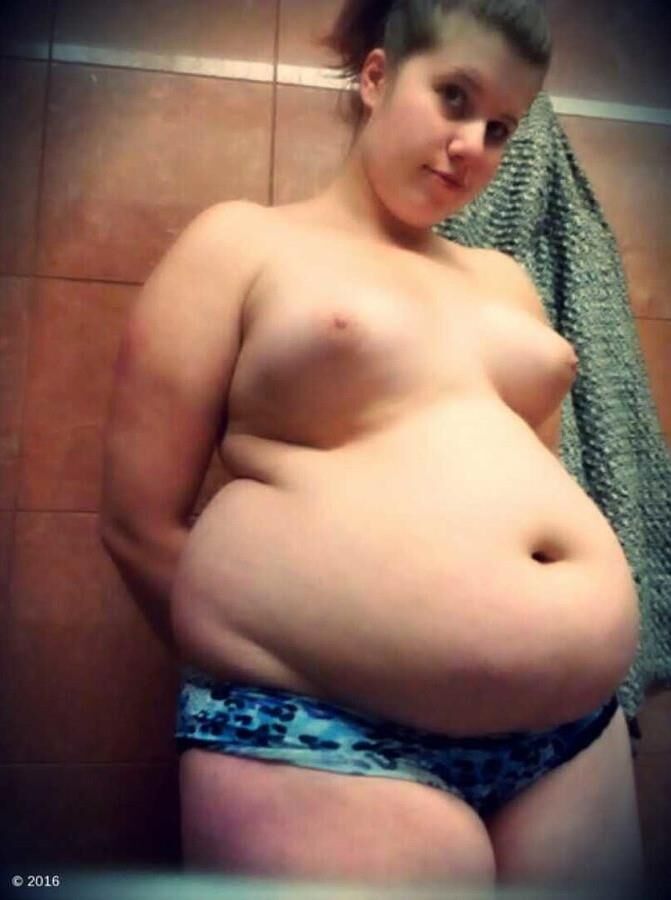 無名の肥満の女性