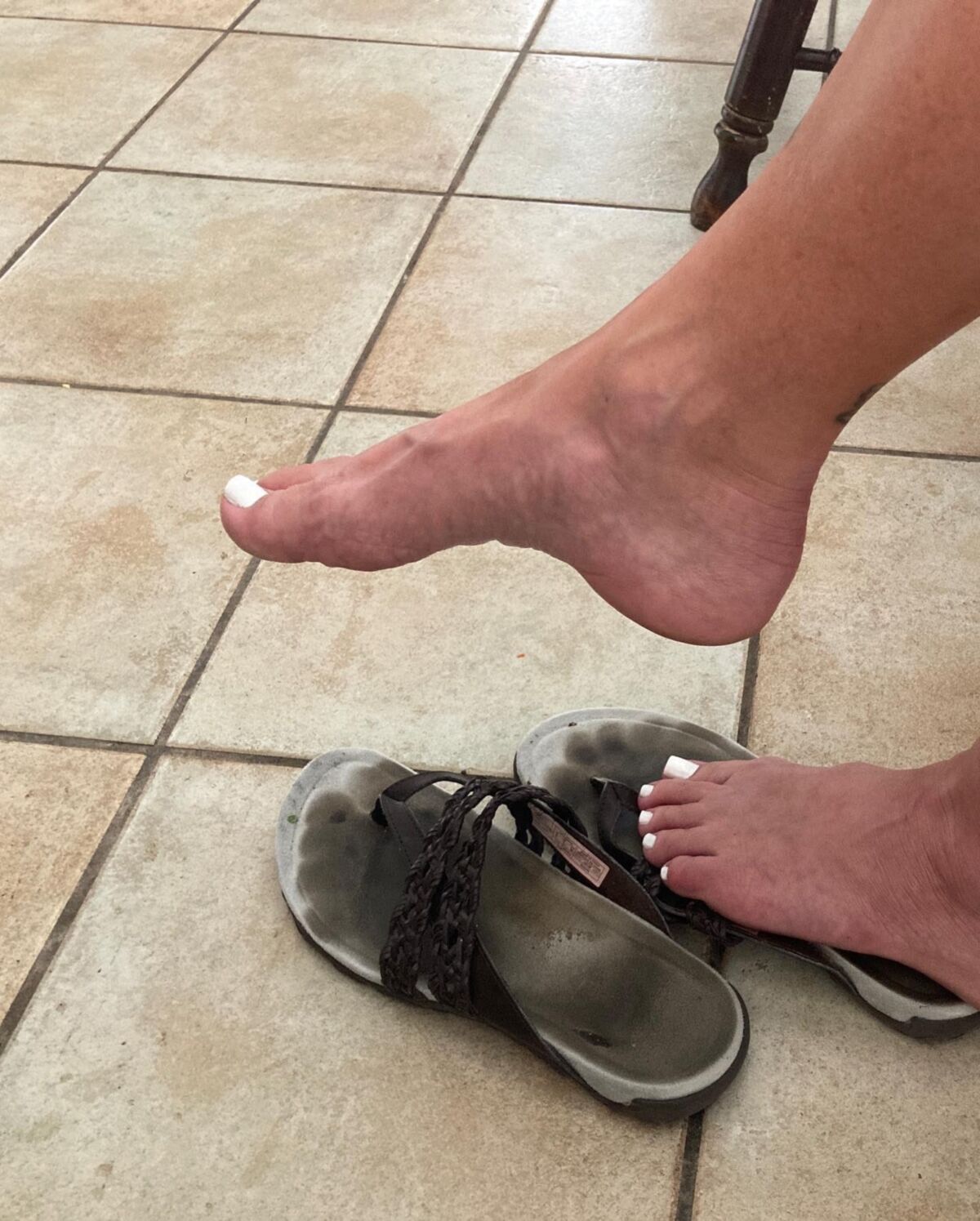Miss Michele pieds