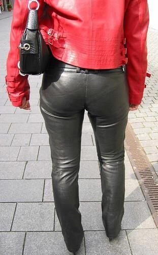 Mulheres sexy em couro