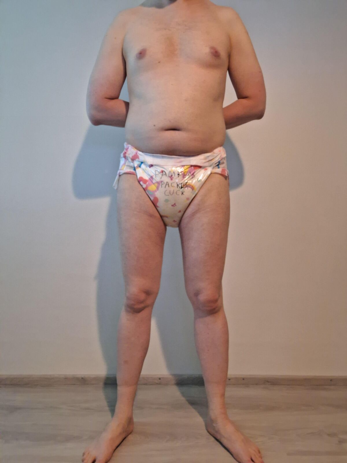 このおむつの弱者の目的地は、パンパーと貞操です