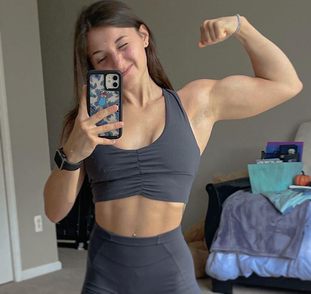 Random Muscle Girls 