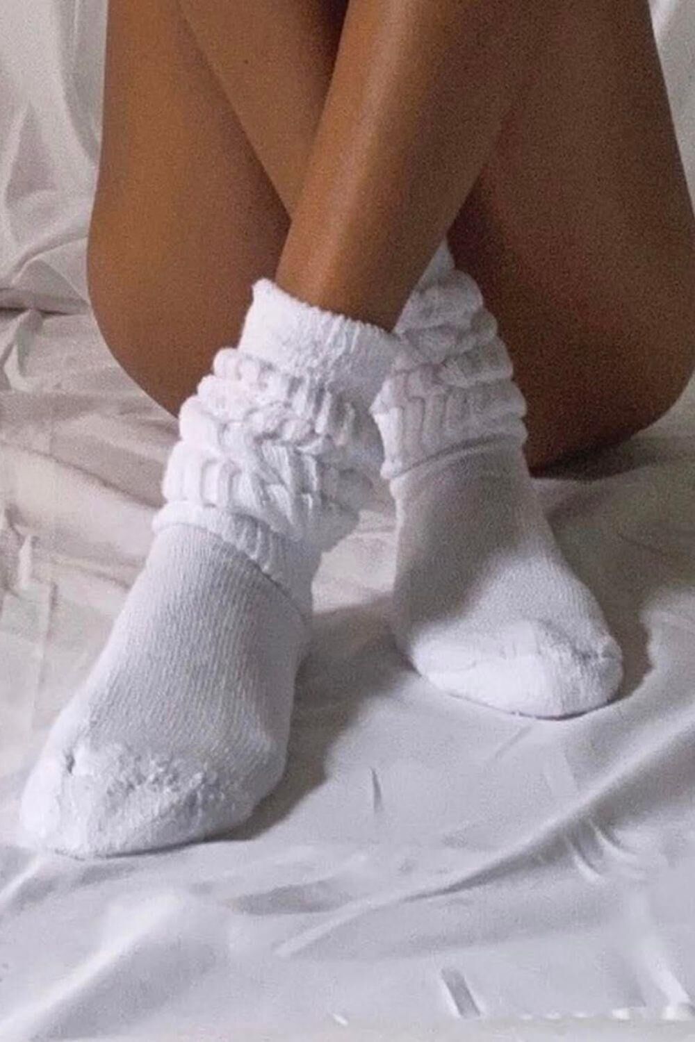 WHO DOESN'T LOVE SOCKS AND HAIRY PUSSY?