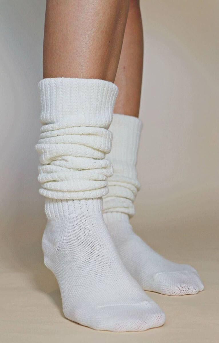 WHO DOESN'T LOVE SOCKS AND HAIRY PUSSY?