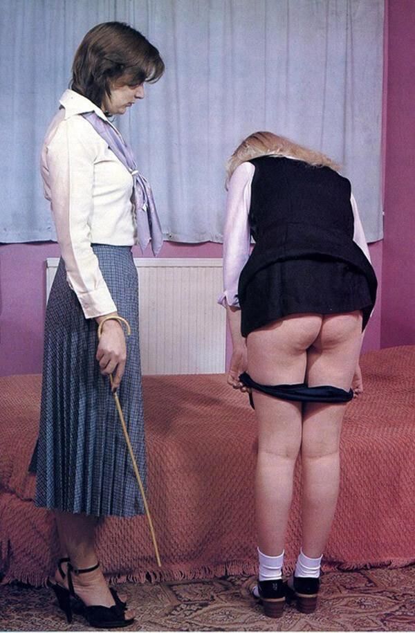 Schule Ma'am Spanking Caning -Schulmädchen