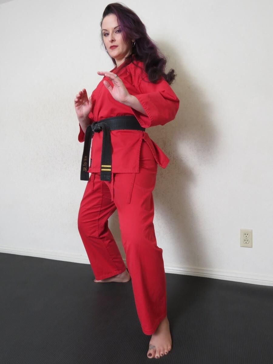 Caroline Karate Domme