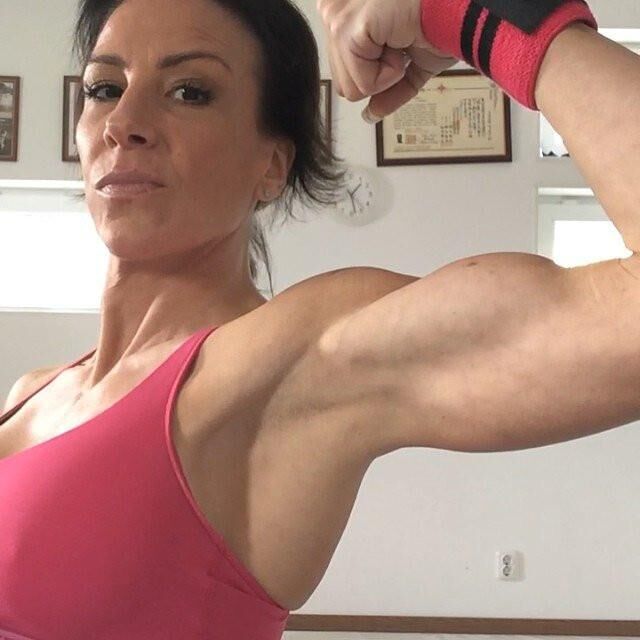 Random Muscle Girls 