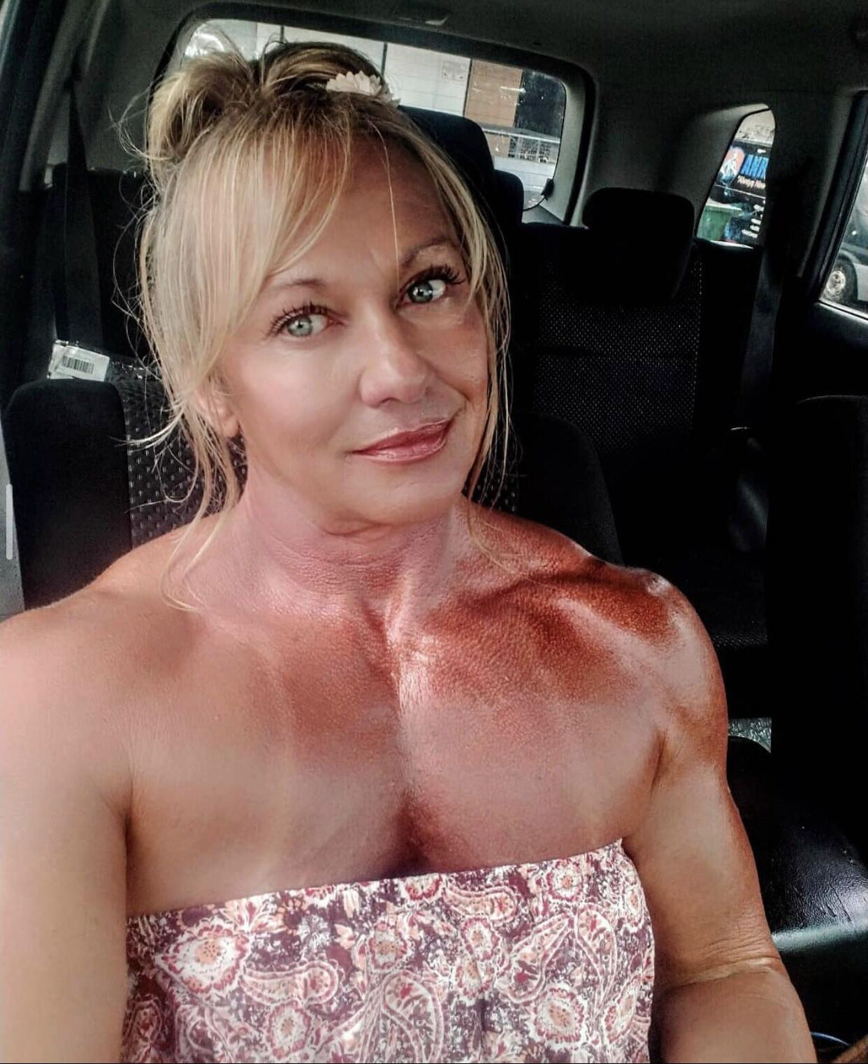 Meninas musculares aleatórias